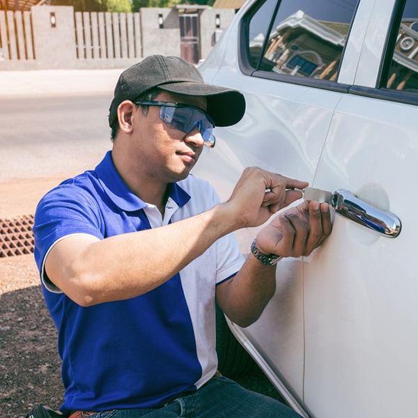 nuestro equipo de cerrajería de autos puede llegar a su ubicación en menos de 30 minutos